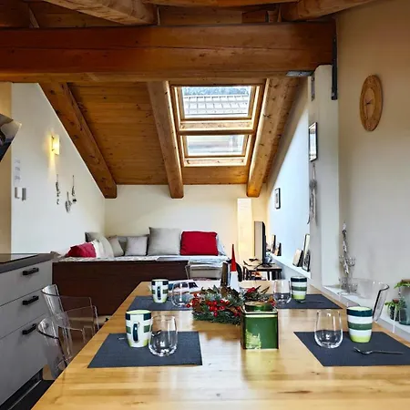 Apartment Hostdomus - White Loft