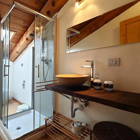 Apartment Hostdomus - White Loft *